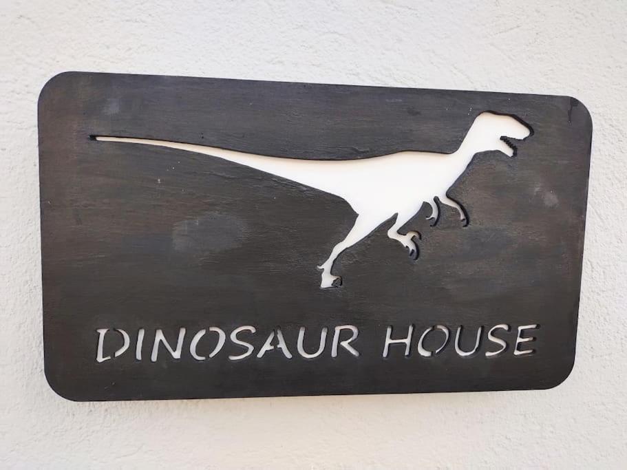 Coll de NargóDinosaur House公寓 外观 照片